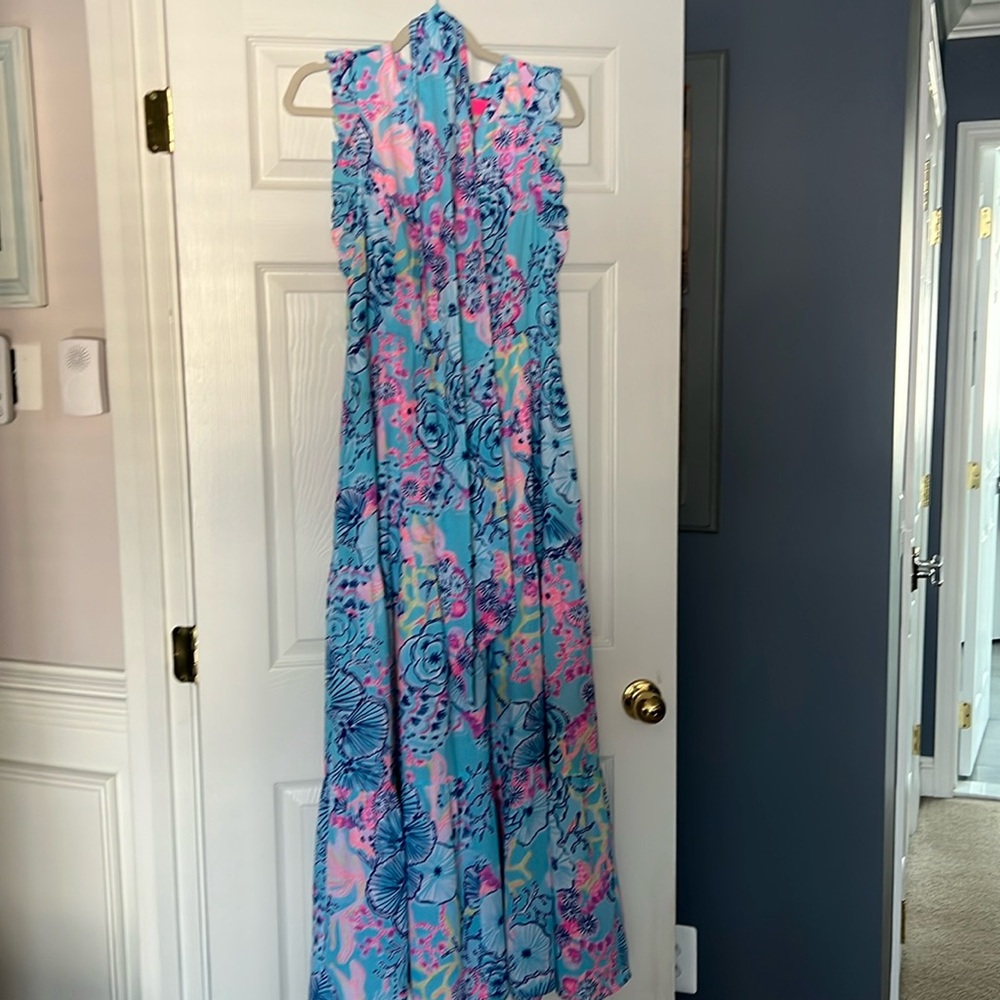 Lilly Pulitzer, maxi dress, size 8 with belt and pockets